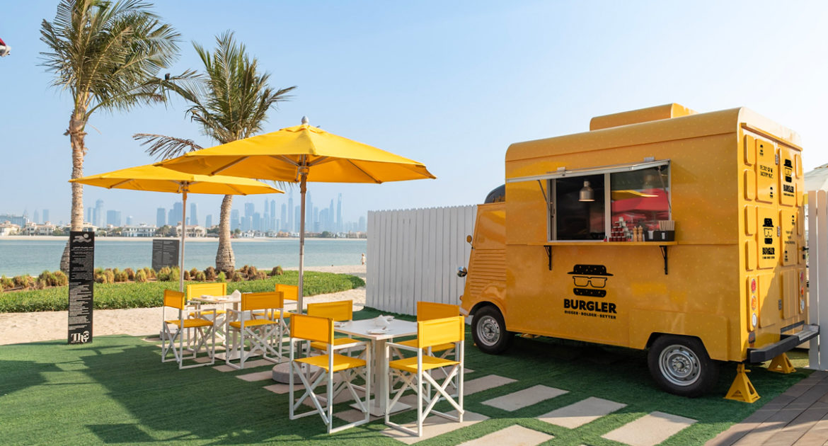 Burgler-dinning-image Burgler-dinning-image